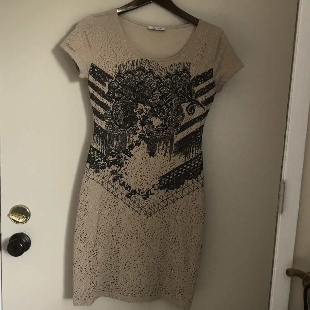 Anvrdie ‘angels never die’ fitted dress